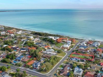 12 Michael Road, Waikiki WA 6169