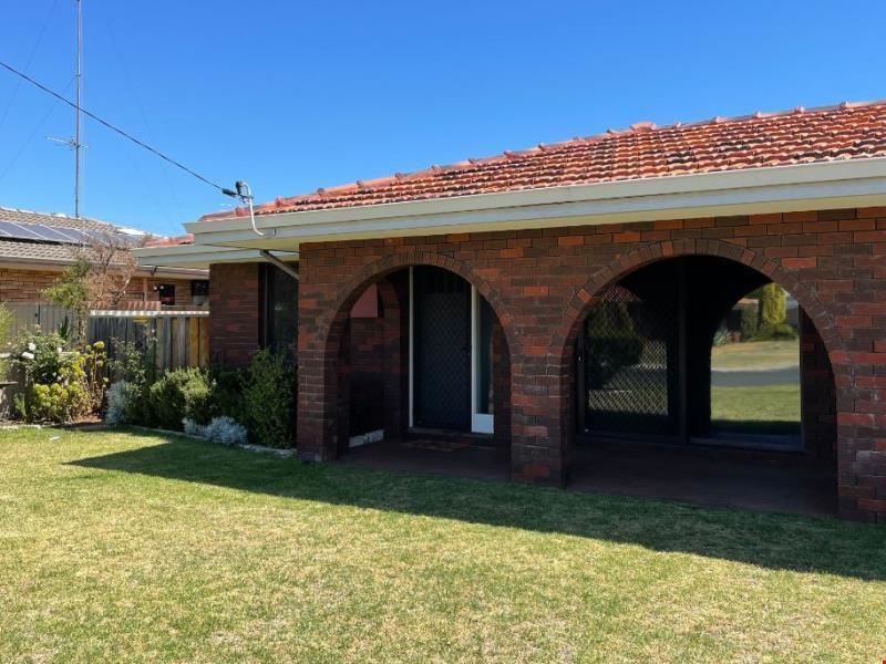 2B Dalhousie Street, Carey Park WA 6230
