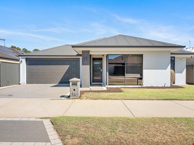 12 Nesbit Drive, Haynes WA 6112