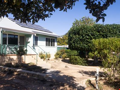 5 Caw Street, Merredin WA 6415