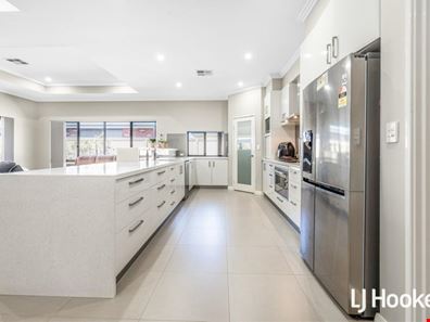 24 Bradstocks Grove, Southern River WA 6110