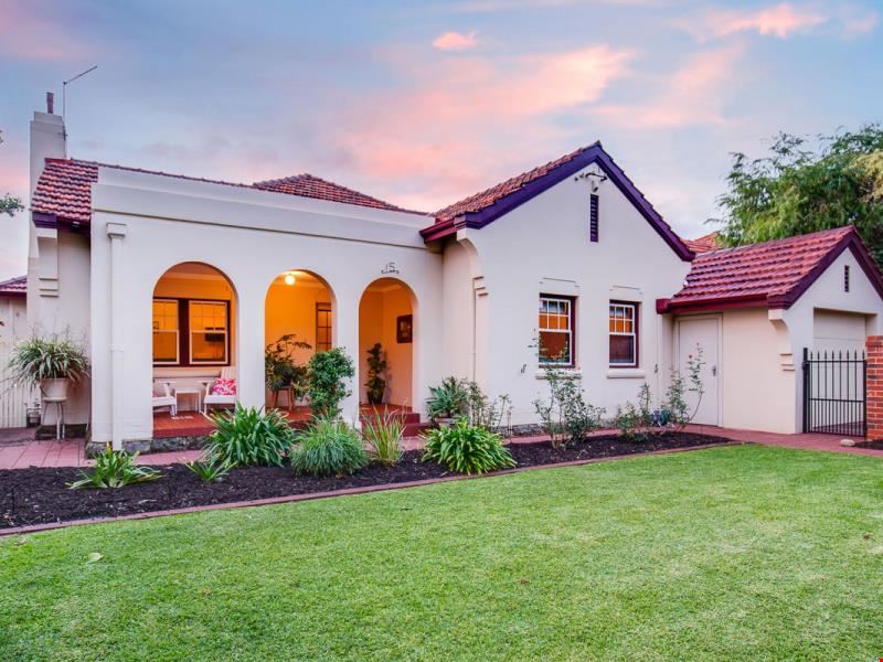 15 Stubbs Terrace, Daglish WA 6008