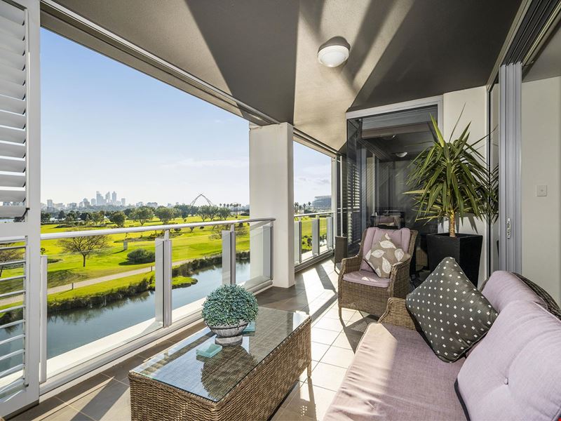 4/23 Bow River Crescent, Burswood WA 6100