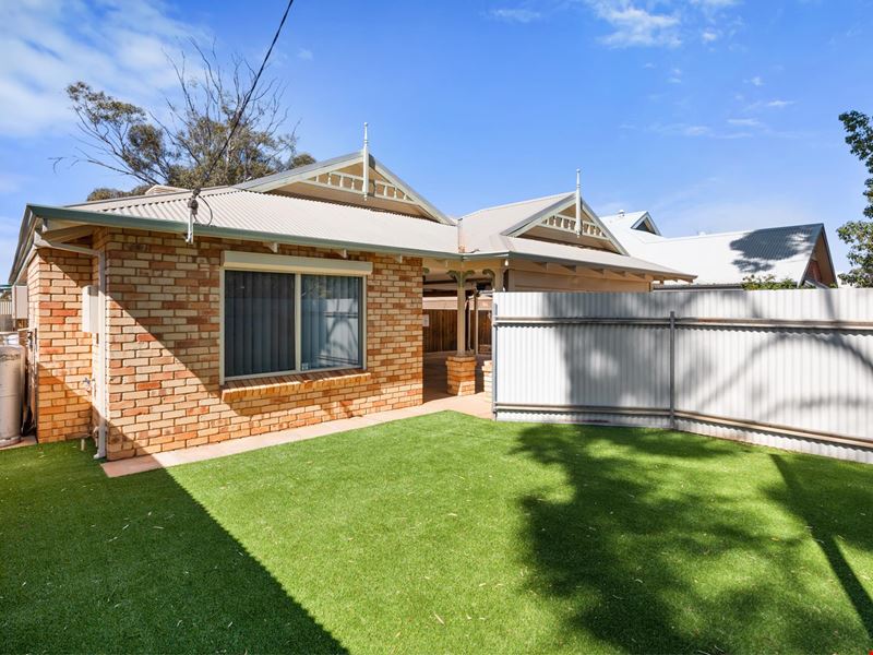 77 Addis Street, Lamington WA 6430