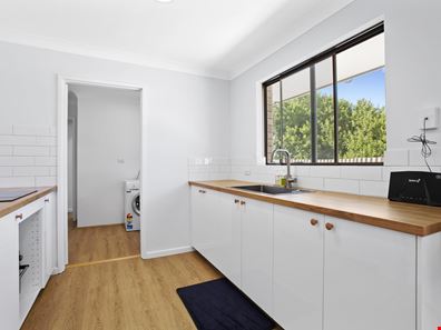 141b Leach Highway, Wilson WA 6107