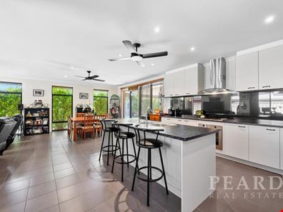 27 Hennessy Drive, Ashby WA 6065