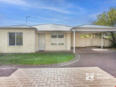 18B Katoomba Street, Orana WA 6330