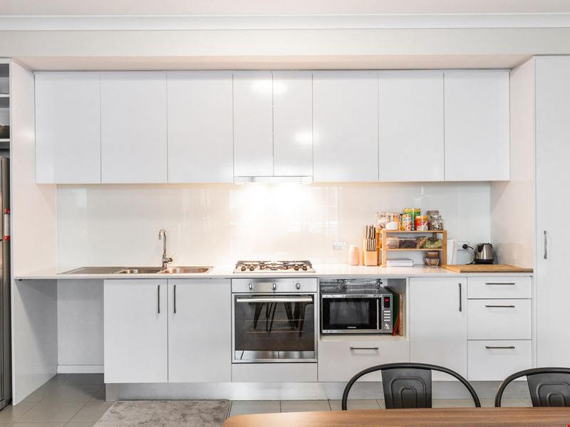 501/21 Malata Crescent, Success WA 6164