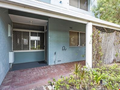 12/6 Seaton Place, Girrawheen WA 6064