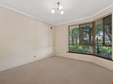 7 HILLCREST ROAD, Alexander Heights WA 6064