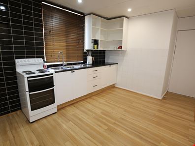10 Serpentine Rd, Kambalda East WA 6442