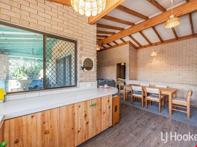 2/8 Eone Street, Falcon WA 6210