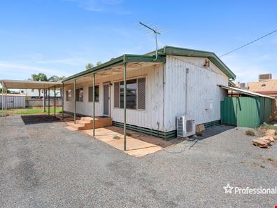 15 Starlight Place, South Kalgoorlie WA 6430