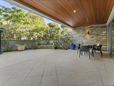 1/5 The Avenue, Crawley WA 6009