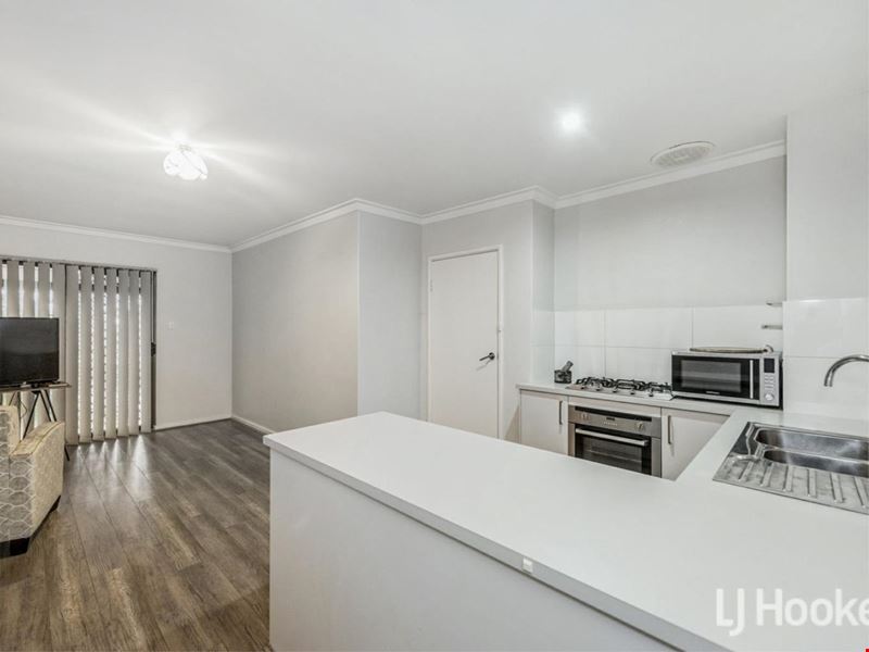 7/67 Lester Drive, Thornlie WA 6108