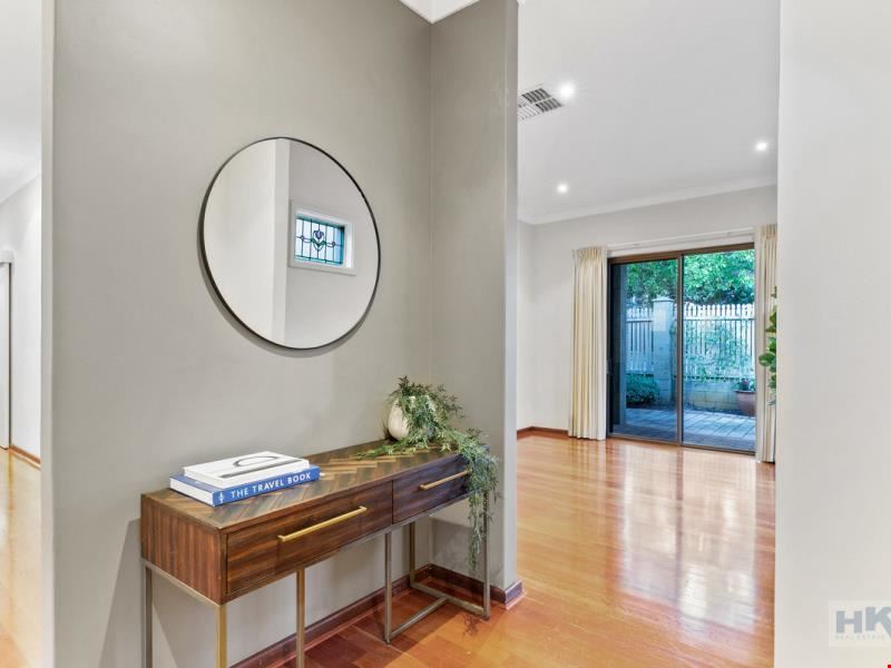 31 Rothsay Crescent, Menora WA 6050