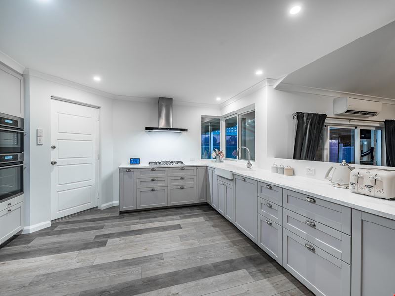 31 Bonnie Doon Gardens, Connolly WA 6027