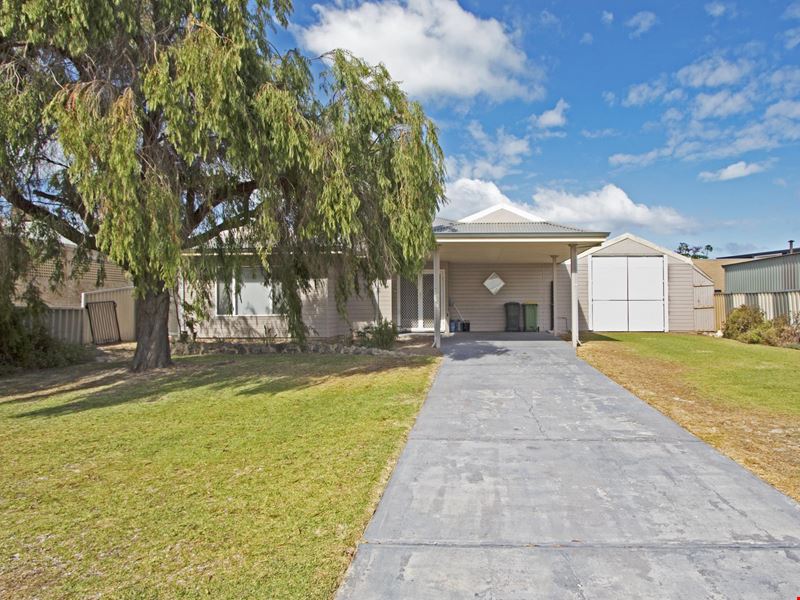 4 Shearwater Drive, Jurien Bay WA 6516