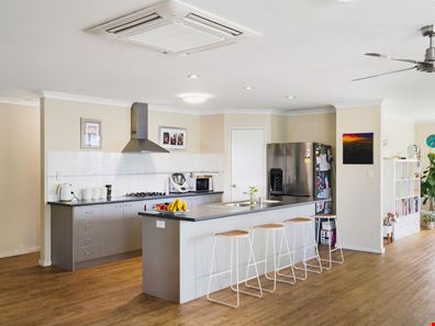 5 Cezanne Way, Yalyalup WA 6280