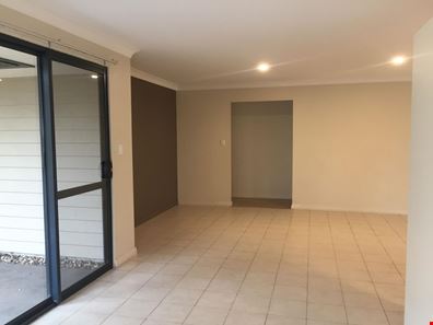 4 Janitor Street, Broomehill Village WA 6318