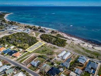 19 Estuary Way, Drummond Cove WA 6532