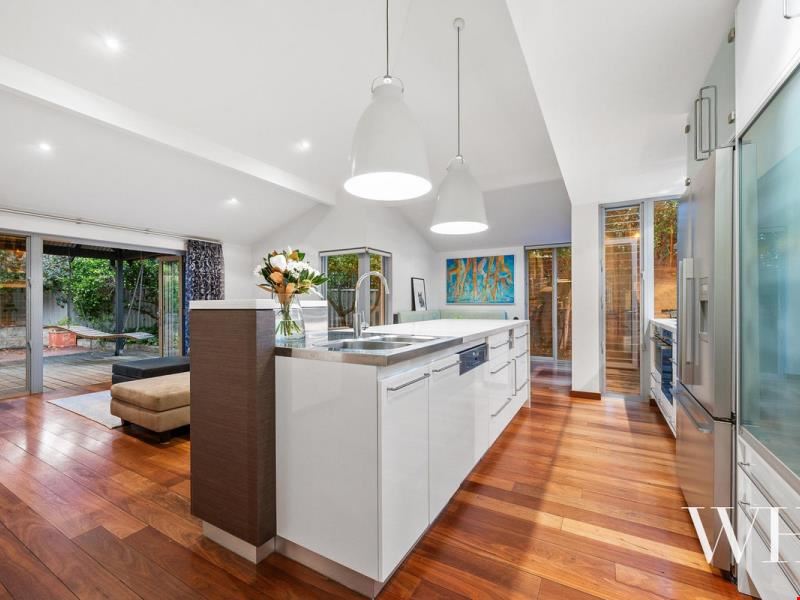 63B Birdwood Circus West, Bicton WA 6157