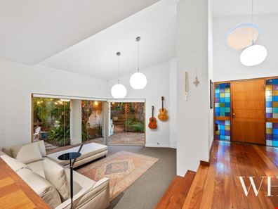 63B Birdwood Circus West, Bicton WA 6157