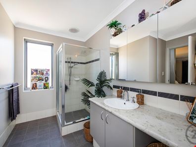 7 Holloway Turn, Ravenswood WA 6208