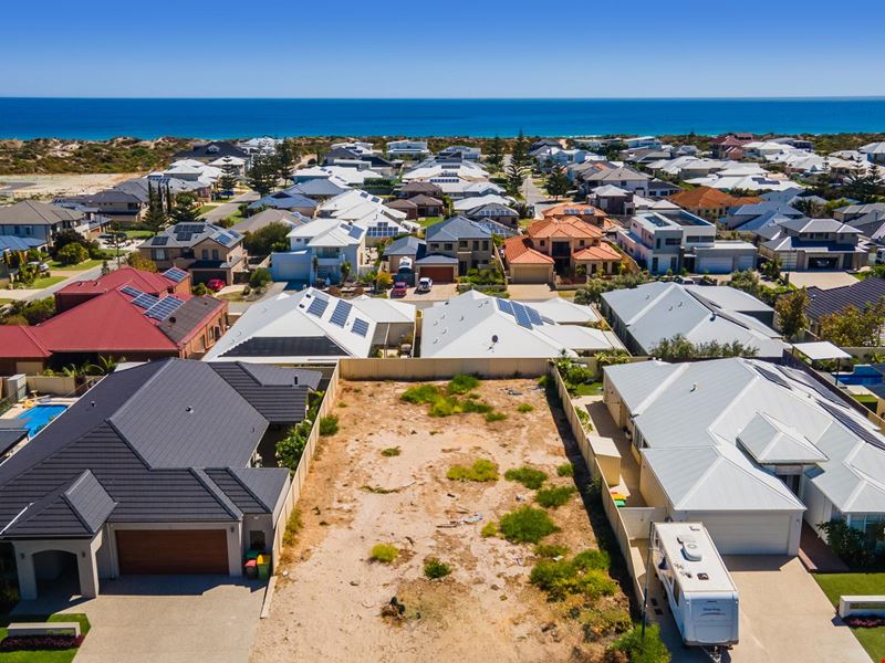 24 Drummonds  Approach, Secret Harbour WA 6173