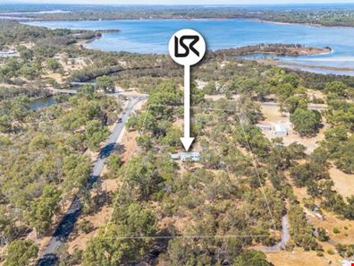 379 Lakes  Road, Parklands WA 6180