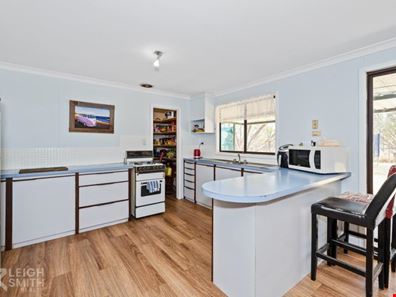 379 Lakes  Road, Parklands WA 6180