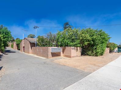 6/88 Church Avenue, Armadale WA 6112