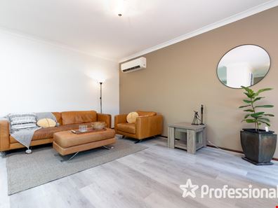 15 Chancery Lane, Alexander Heights WA 6064