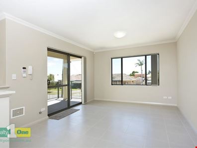 7/33a North Street, Midland WA 6056