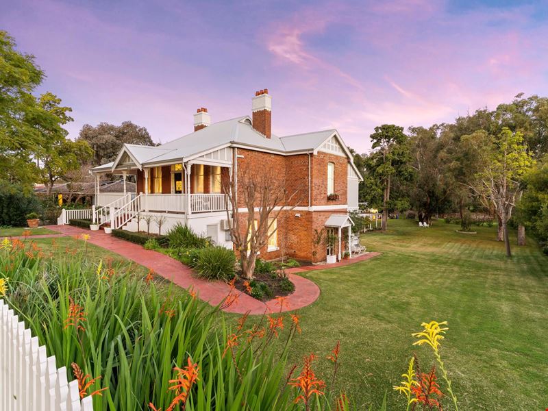 33-35 Helena Street, Guildford WA 6055