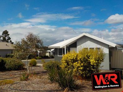 Unit 1, 4 Eaton Avenue, Mount Barker WA 6324