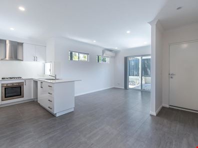 82B Forrest  Road, Hamilton Hill WA 6163