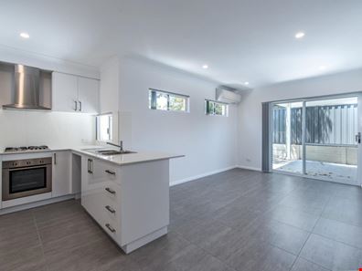 82B Forrest  Road, Hamilton Hill WA 6163