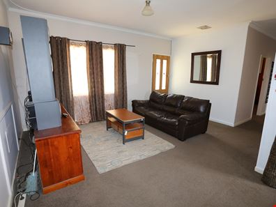 8 Sandalwood Lane, Kambalda East WA 6442