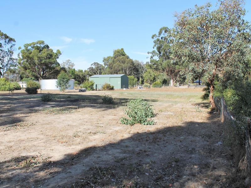 104 Chauvel Road, Kendenup WA 6323