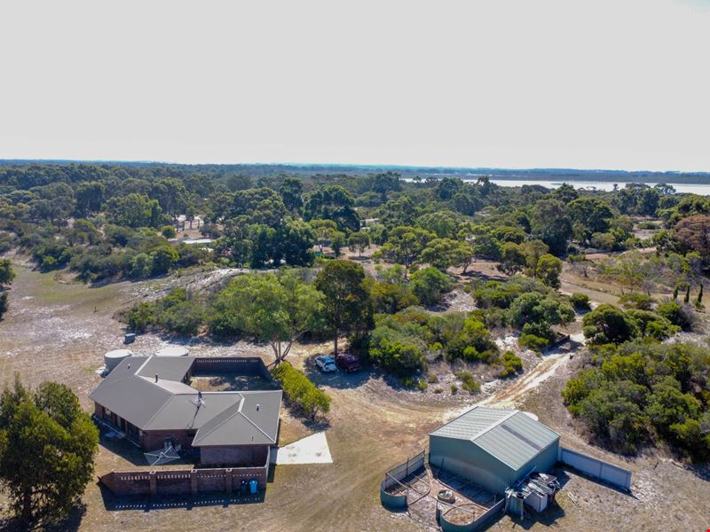 141 Helms Drive, Pink Lake WA 6450