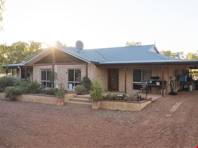 2 Lord  Street, Popanyinning WA 6309