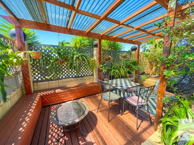 31 Comet Corner, Mckail WA 6330