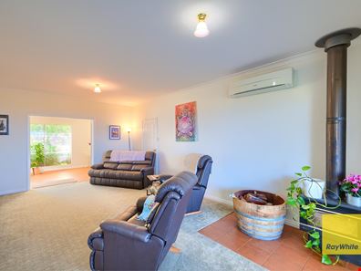 308 Frenchman Bay Road, Robinson WA 6330