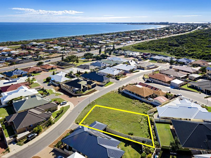 11 Seaview Boulevard, Wandina WA 6530