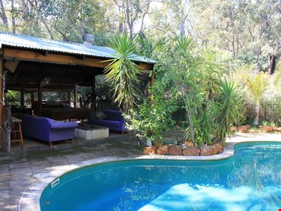 1010 Forrest Avenue, Mundaring WA 6073