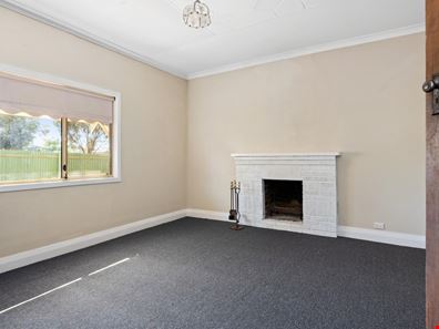 55 Addis Street, Lamington WA 6430