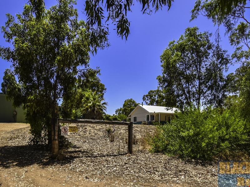1 Short Street, Boyup Brook WA 6244