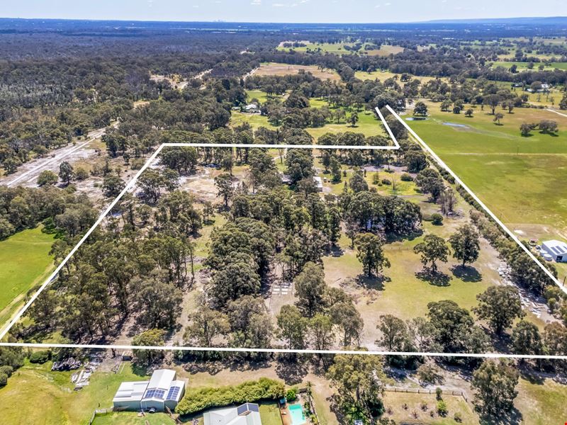 483 Gull Road, Serpentine WA 6125