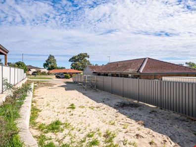 6A Evans Place, Padbury WA 6025
